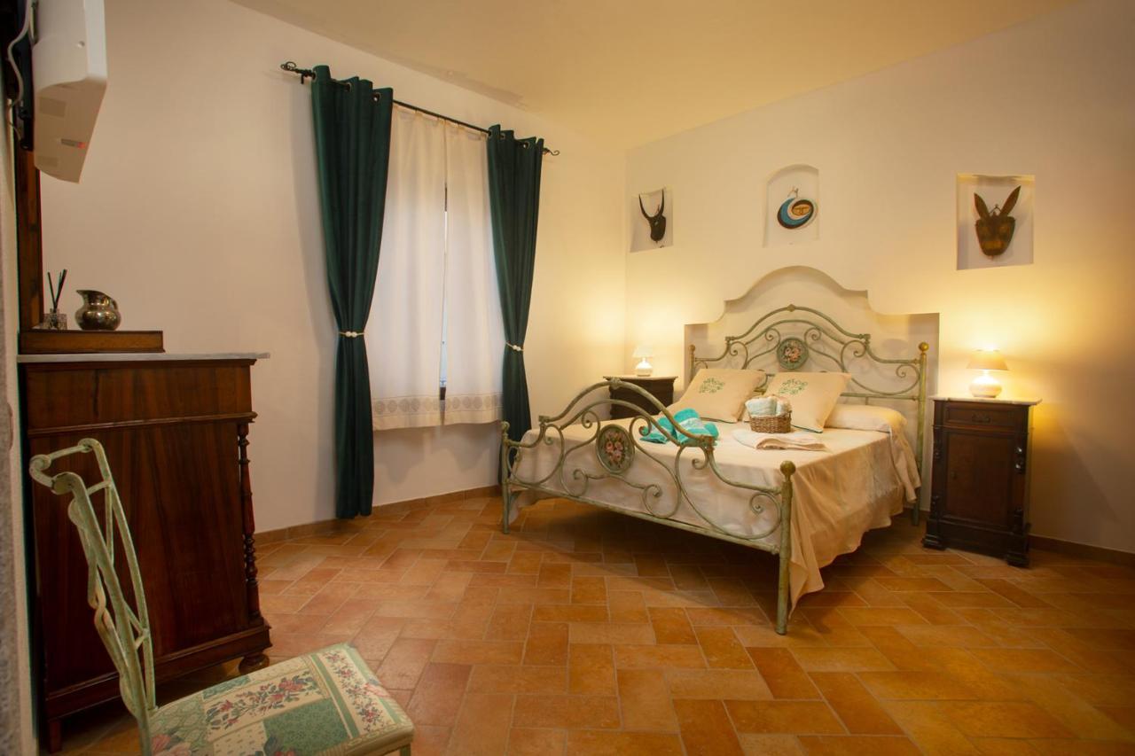 Vincent House Hotel Santa Teresa Gallura Exterior photo